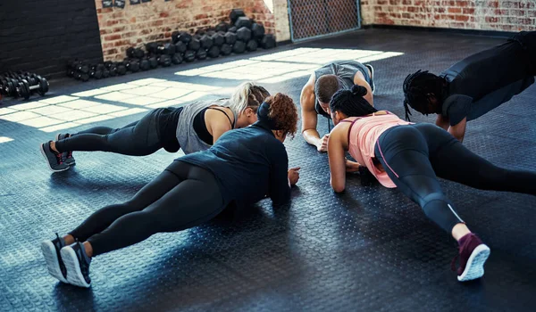 Gibt Keinen Nachteil Körperlich Aktiv Bleiben Eine Fitnessgruppe Mit Einer — Stockfoto