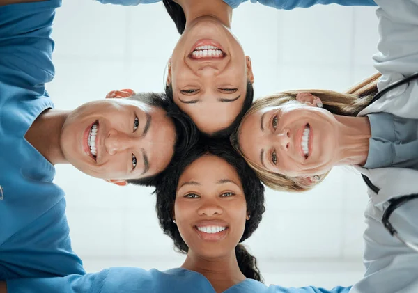 Portrait Teamwork Faces Doctors Huddle Happy Collaboration Healthcare Diversity Smiling — Stock Photo, Image
