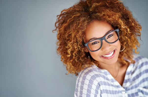 Optometria Szczęśliwy Portret Kobiety Okularach Pielęgnacji Oczu Studio Przestrzenią Makiety — Zdjęcie stockowe