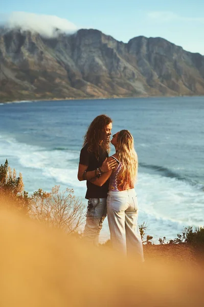 Youre All Have Ever Needed Affectionate Young Couple Standing Mountainside — Stock Photo, Image