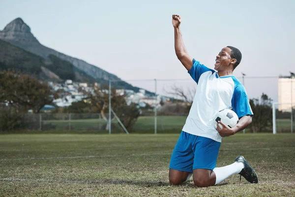 Spor Futbol Topu Erkekler Sahada Maç Antrenman Için Gol Attılar — Stok fotoğraf