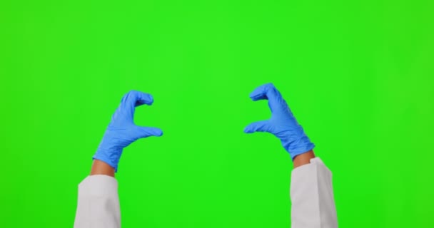Znak Serca Lekarz Lub Ręce Osoby Zielonym Ekranie Dla Zdrowia — Wideo stockowe