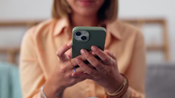 Woman Hands Phone Sofa Social Media Chatting Texting Living Room — Stock Video