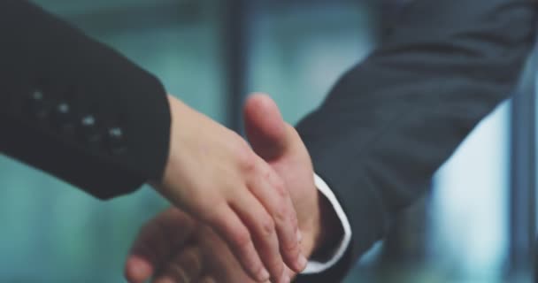 Συνεργασία Χειραψία Και Χέρια Των Επιχειρηματιών Για Συνεργασία Συμφωνία Συμφωνία — Αρχείο Βίντεο