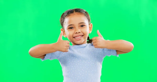 孩子们在同意兴奋 胜利和女孩孤身一人在工作室绿屏背景 用是的手 手势或签名的年轻人的认可和肖像 — 图库照片
