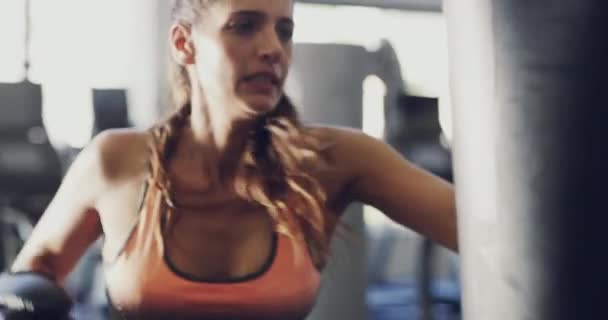 Fitness Sport Boks Kobietą Siłowni Treningu Treningu Prawdziwe Wyzwanie Mma — Wideo stockowe