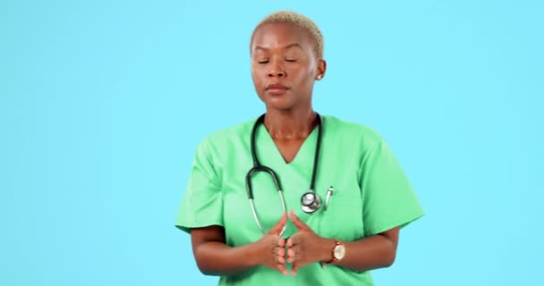 Άγχος Άγχος Και Επαγγελματίας Γιατρός Ένα Στούντιο Που Παίρνει Μια — Αρχείο Βίντεο