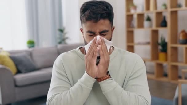 Covid Orrfújás Allergia Egy Férfival Otthonában Hányinger Betegség Vagy Rossz — Stock videók