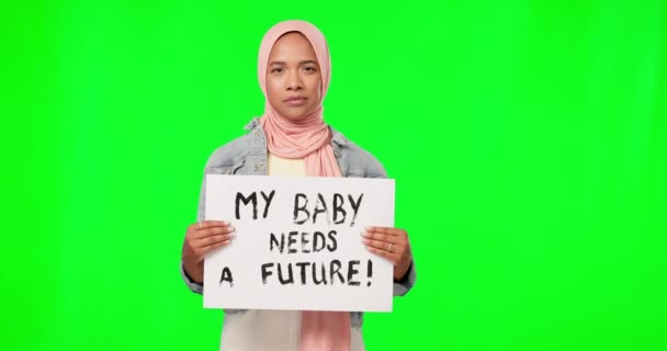 Mujer Musulmana Futuro Pantalla Verde Con Signo Protesta Por Cambio — Vídeo de stock