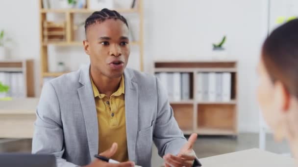 Hombre Negocios Profesional Negro Con Cliente Planificación Discusión Lugar Trabajo — Vídeos de Stock