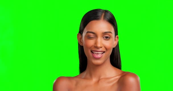 Gesicht Augenzwinkern Und Schönheit Der Frau Auf Grünem Bildschirm Studio — Stockvideo