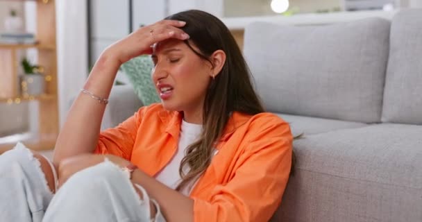 Femme Maux Tête Douleur Maison Avec Stress Étourdissements Esprit Crise — Video