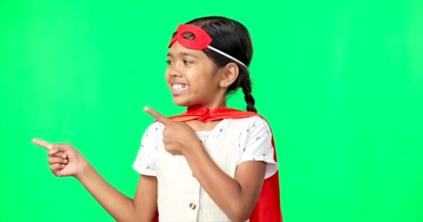 Superbohater Punkt Twarz Dziecka Zielonym Ekranie Dla Fantazji Kostium Cosplay — Wideo stockowe