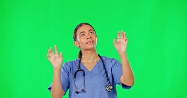 虚拟现实 绿色屏幕和女医生的建议 信息或保健公告 关于工作室背景的医院信息的帮助 医学和在线医疗专业演示 — 图库视频影像