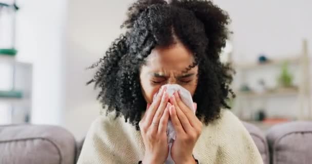 Femeia Bolnavă Țesutul Nasul Domiciliu Pentru Alergii Virus Rece Febră — Videoclip de stoc