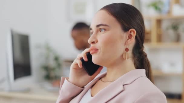 Telefonsamtal Glad Och Professionell Kvinna Nätverk Chatt Eller B2B Förhandling — Stockvideo