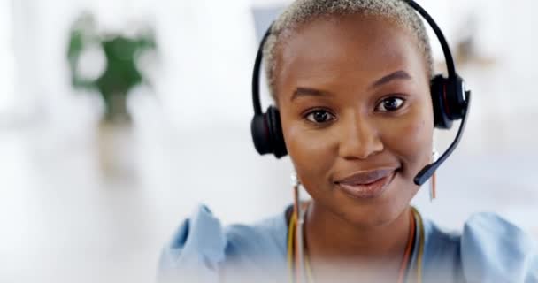 Línea Crm Cara Feliz Mujer Negra Con Una Sonrisa Trabajo — Vídeos de Stock