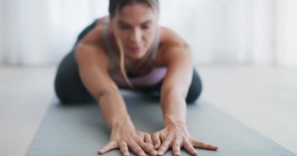 Yoga Alongamento Fitness Com Mulher Casa Ginásio Para Treinamento Treino — Vídeo de Stock