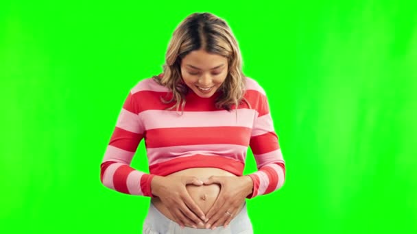 Pantalla Verde Manos Del Corazón Mujer Embarazada Feliz Con Vientre — Vídeos de Stock