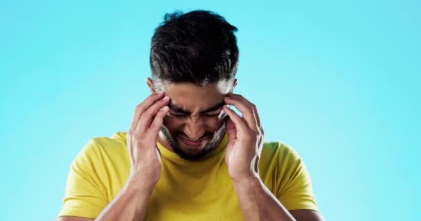 Stress Headache Man Athlete Studio Cold Flu Covid Symptoms Rubbing — Stock Video