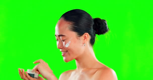 Skincare Wajah Dan Wanita Dengan Wadah Krim Layar Hijau Studio — Stok Video