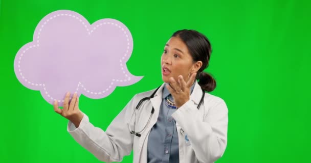 Bańka Mowy Kobieta Lekarz Zielony Ekran Dla Rozwiązania Opieki Zdrowotnej — Wideo stockowe