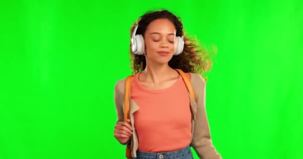 Pantalla Verde Notificación Telefónica Mujer Feliz Pie Viaje Matutino Estudiante — Vídeo de stock