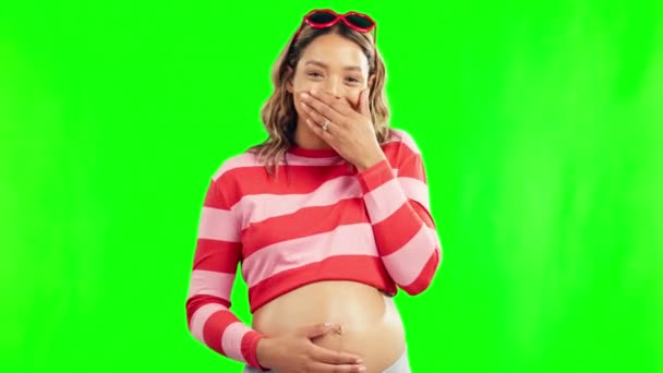 緑の画面 笑いや健康や開発のための腹の中で妊娠して幸せな女性の肖像画 面白い冗談やボンディングや赤ちゃんの成長のためのおなかや胃で笑顔母親の顔 — ストック動画
