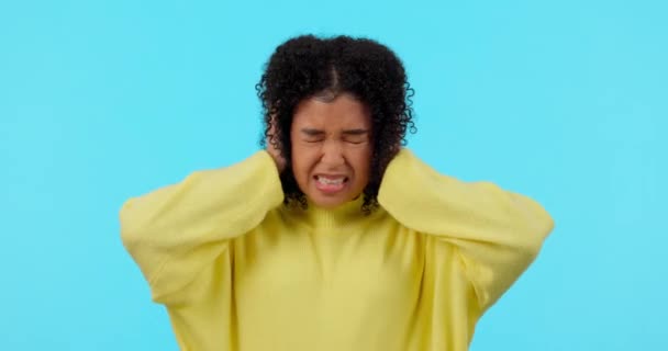 Asustado Miedo Una Mujer Con Ptsd Una Pantalla Verde Aislada — Vídeo de stock