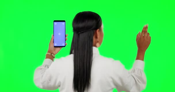 Pantalla Futurista Verde Mujer Presionando Con Teléfono Pantalla Digital Para — Vídeos de Stock