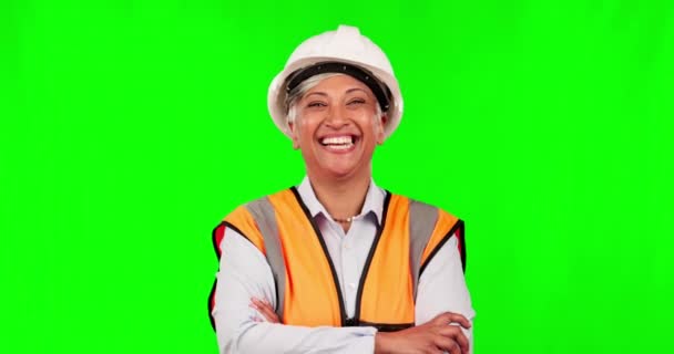 Riéndose Los Brazos Cruzados Una Mujer Feliz Trabajador Construcción Fondo — Vídeos de Stock