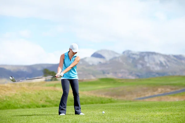 Balanceo Mujer Golfista Jugando Golf Para Aptitud Entrenamiento Ejercicio Con —  Fotos de Stock