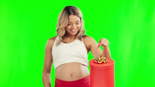 Сюрприз Подарок Счастливая Беременная Женщина Зеленом Экране Покупок Здоровья Тела — стоковое видео
