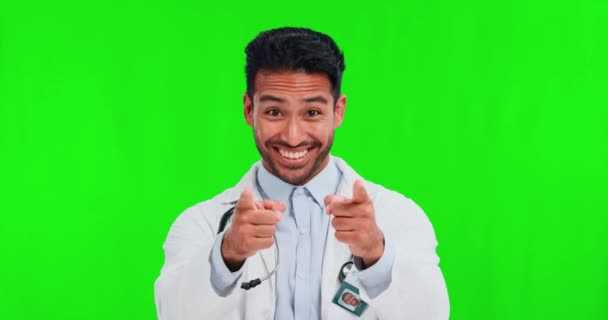 Αντίχειρες Επάνω Πράσινη Οθόνη Και Άνθρωπος Γιατρός Σας Ευχαριστώ Υπογράψει — Αρχείο Βίντεο