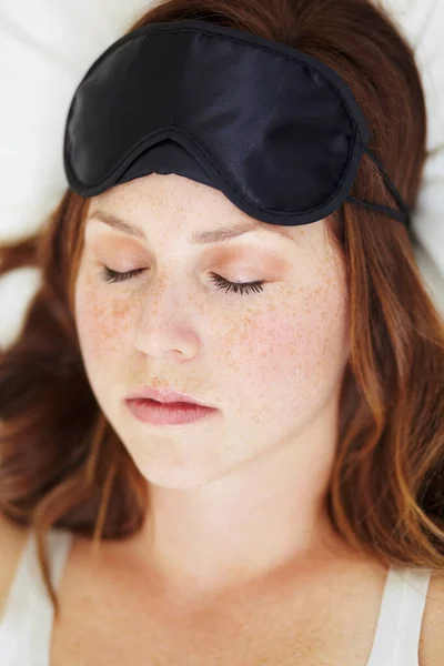 Dormir Máscara Cara Mujer Cama Descanso Paz Silencio Tranquilidad Vista —  Fotos de Stock