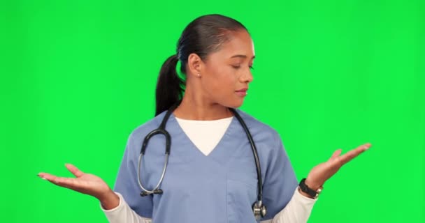 Gezondheidszorg Verpleegkundige Vrouw Met Palm Handen Groen Scherm Voor Reclame — Stockvideo