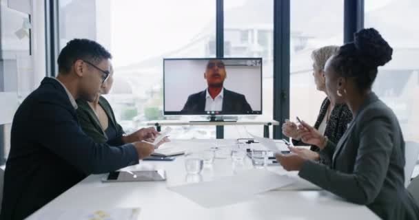 Videollamada Sala Conferencias Gente Negocios Planeando Una Reunión Con Estrategia — Vídeos de Stock