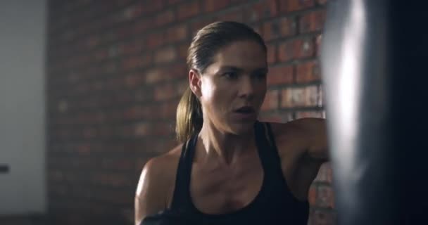 Spor Boksör Spor Kadın Boks Antrenmanı Egzersiz Spor Salonunda Iyi — Stok video