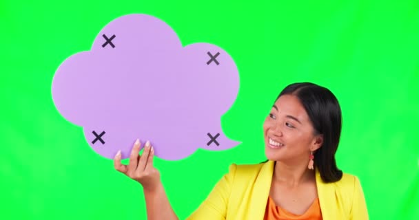 Говорящий Пузырь Зеленый Экран Счастливое Женское Лицо Отслеживающими Маркерами Студии — стоковое видео
