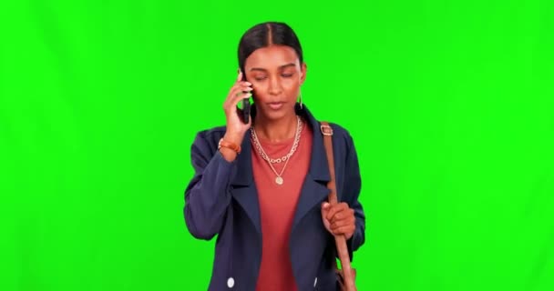 Yeşil Ekran Telefon Görüşmesi Acelesi Olan Kadını Acele Ediyor Hızla — Stok video