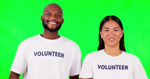 Polegares Para Cima Voluntário Feliz Com Pessoas Tela Verde Para — Vídeo de Stock