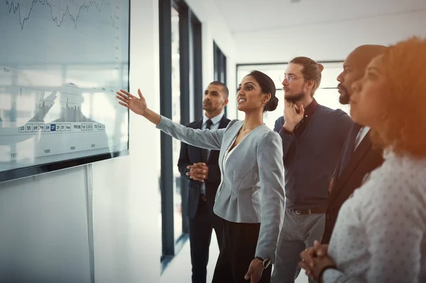 Präsentation Daten Und Treffen Mit Geschäftsleuten Die Für Projektmanagement Coaching — Stockfoto