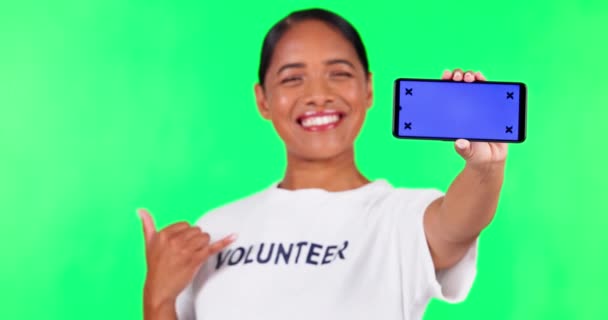 Телефон Макет Жінка Студії Зеленим Екраном Маркетингу Просування Або Реклами — стокове відео