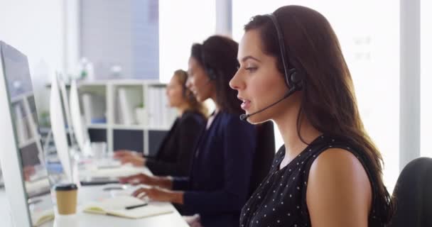 Kundenbetreuung Glücklich Und Gesicht Der Frau Call Center Für Beratung — Stockvideo