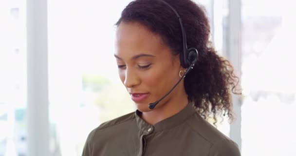 Call Center Obsługa Klienta Twarz Kobiety Biurze Dyskusji Rozmowy Pomoc — Wideo stockowe