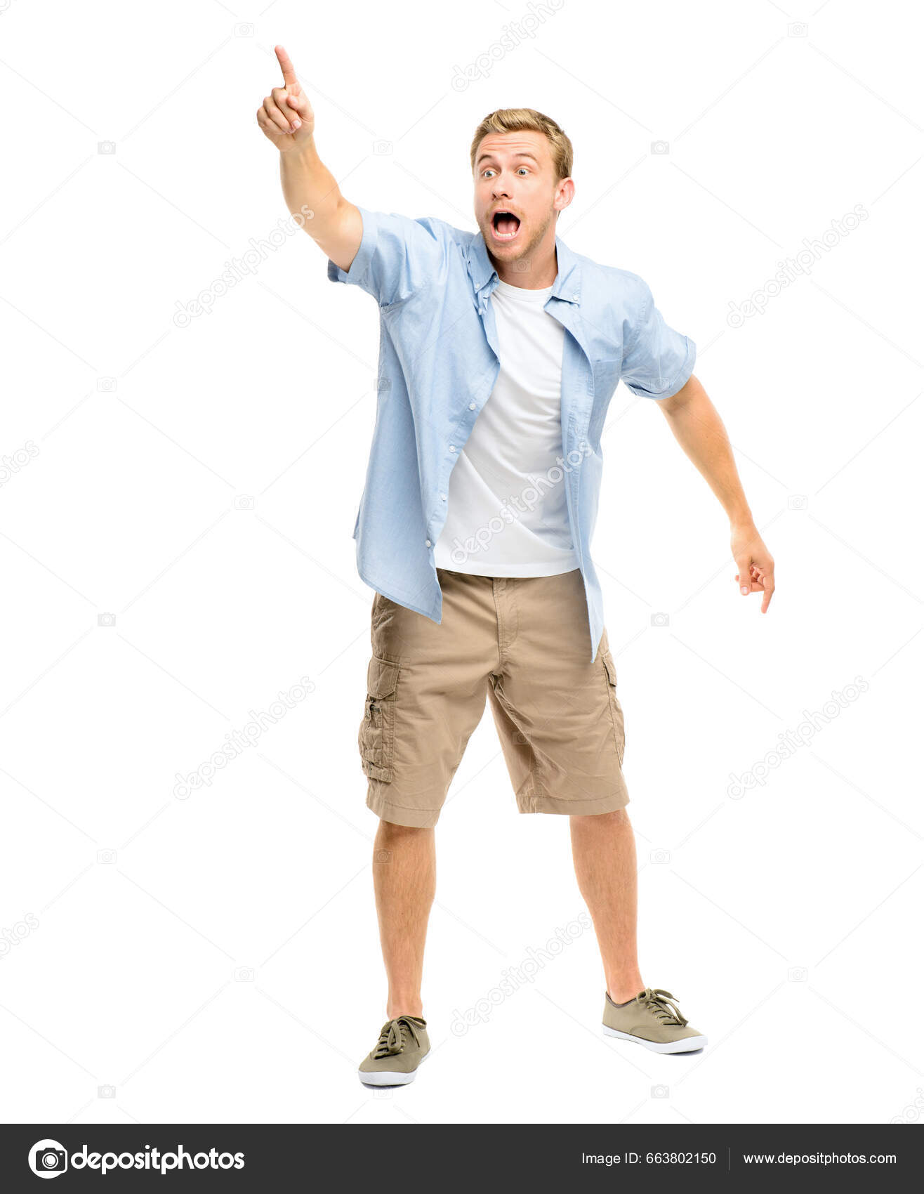 Assustado Apontando Dedo Homem Gritando Estúdio Para Chamar Atenção Para —  Foto © PeopleImages.com #663802150, image size:1316x1700