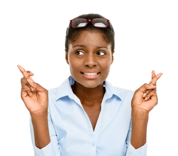黑人妇女用她的手指交叉 在白色背景下为好运赢得竞赛奖品 给予或投票 乐观与有希望的非洲女性手握情感手势 — 图库照片
