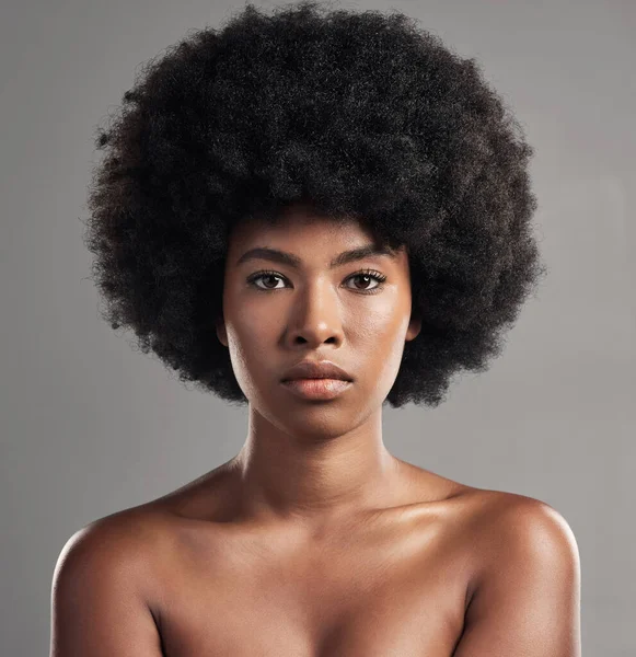 Skincare Portrait Black Woman Studio Background Beauty Cosmetics Glowing Serious — Stock Photo, Image