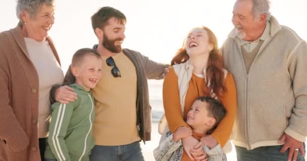 Šťastný Zábavný Západ Slunce Velkou Rodinou Pláži Pro Cestování Letní — Stock video