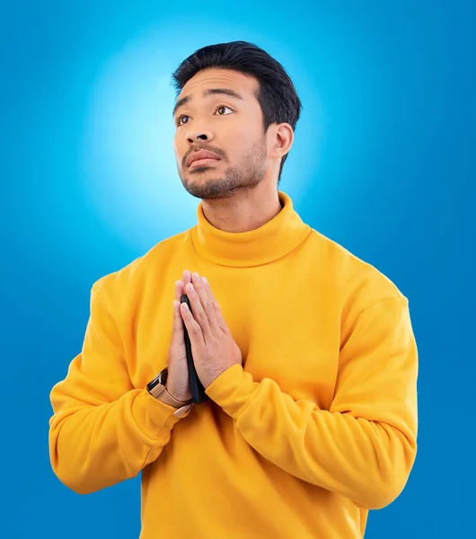 Paz Hombre Con Gesto Mano Orando Sobre Fondo Azul Para — Foto de Stock
